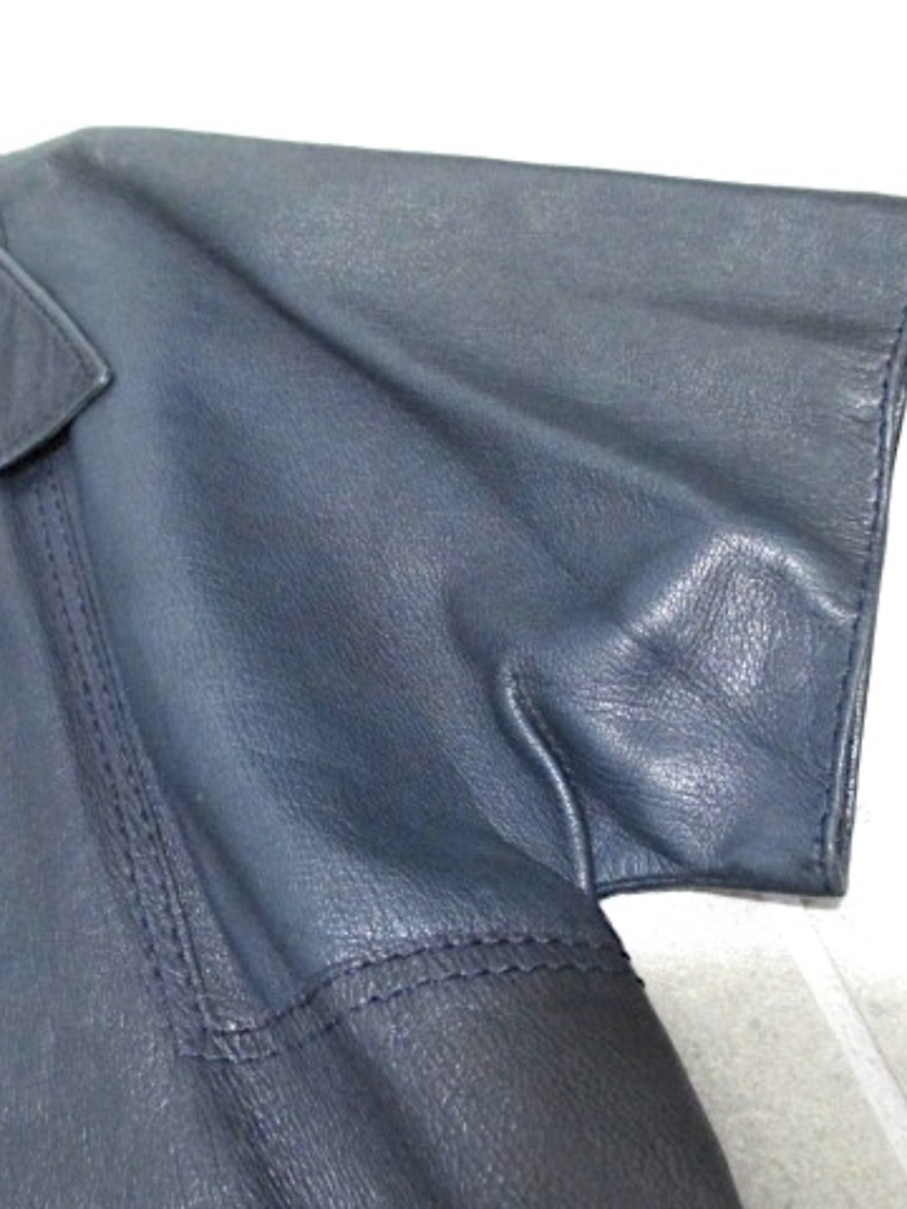 Pancaldi VTG Navy Open Front Belted Leather Jacket, Size XL - Picture 5 of 11